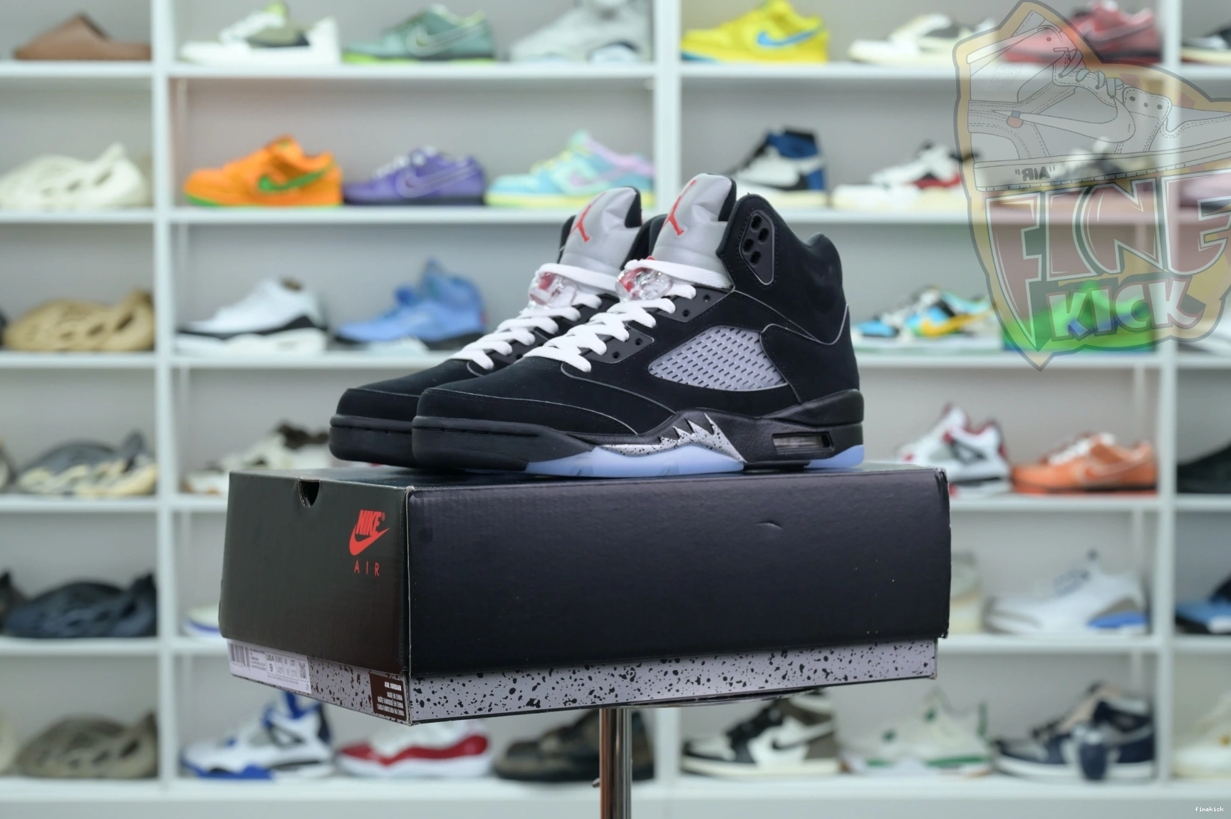 5“BLACK REIMAGINED” METALLIC Air Jordan Jordan 1101